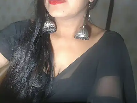 Snapshot of Indianstreamm chatting on 03-15-25, 07:48 Indianstreamm online show from 03-15-25, 07:48