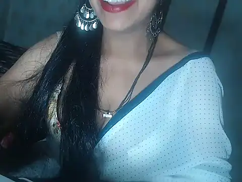 Snapshot of Indianstreamm chatting on 03-17-25, 07:58 Indianstreamm online show from 03-17-25, 07:58