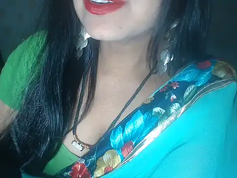 Snapshot of Indianstreamm chatting on 03-19-25, 04:45 Indianstreamm online show from 03-19-25, 04:45