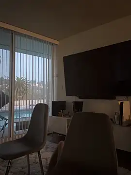 Snapshot of cbuchanan15 chatting on 12-14-25, 01:00 cbuchanan15 online show from 12-14-25, 01:00