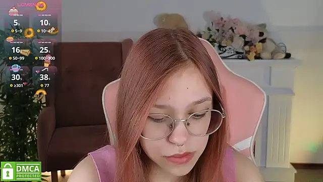 LayriantaVee online show from 05-17-26, 06:44