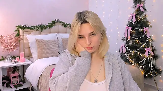 Snapshot of tendermeow chatting on 12-20-24, 04:25 tendermeow online show from 12-20-24, 04:25