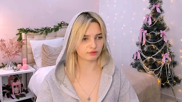 Snapshot of tendermeow chatting on 12-20-24, 07:28 tendermeow online show from 12-20-24, 07:28