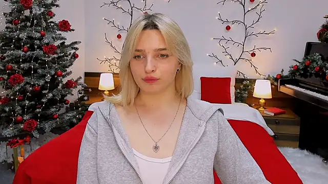 Snapshot of tendermeow chatting on 12-20-24, 10:43 tendermeow online show from 12-20-24, 10:43