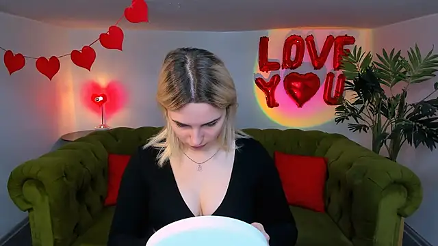 Snapshot of tendermeow chatting on 02-11-25, 01:20 tendermeow online show from 02-11-25, 01:20