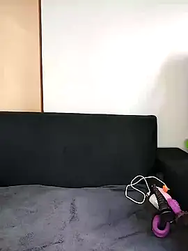 Snapshot of pixie-na chatting on 12-02-25, 12:32 pixie-na online show from 12-02-25, 12:32