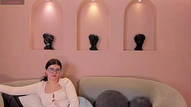 Snapshot of AmberFarrell chatting on 06-07-26, 05:49 AmberFarrell online show from 06-07-26, 05:49