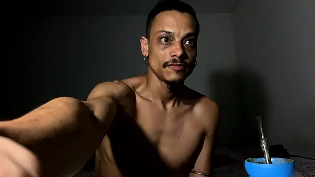 Snapshot of villanocat chatting on 12-23-24, 12:14 villanocat online show from 12-23-24, 12:14