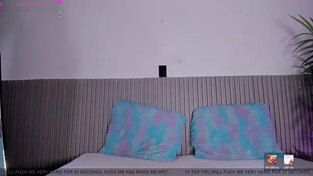 valentina lux online show from 03-31-26, 08:42