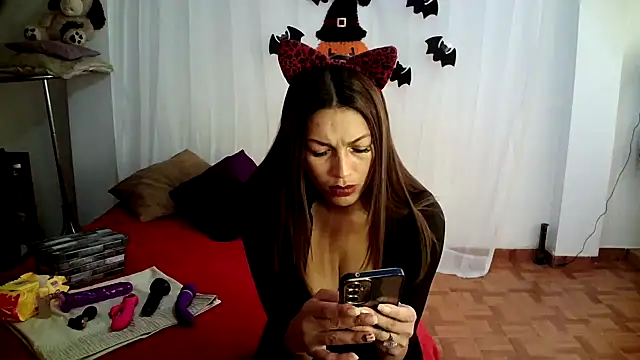 Hanna Charming online show from 10-09-25, 06:06