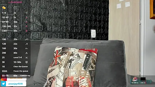 Aaron ST online show from 10-29-25, 09:05