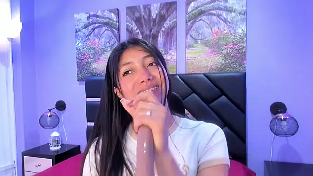 KimberlyVillaLobos online show from 11-18-25, 11:36