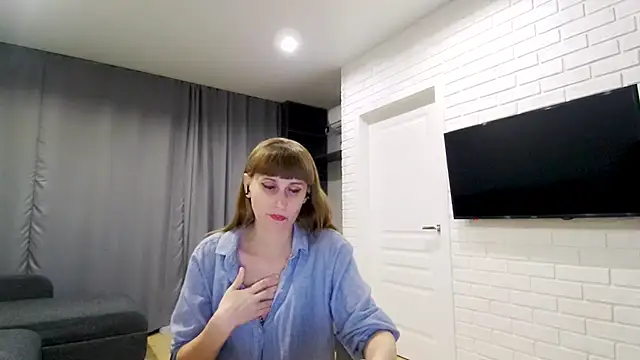 Daniella Lorente online show from 10-27-25, 11:31