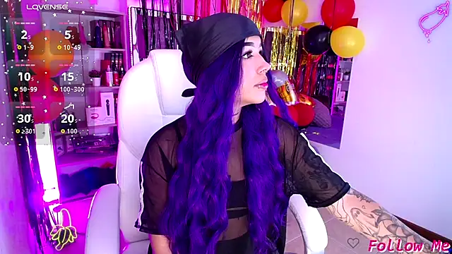 AliceWalker 11 online show from 09-27-25, 08:03