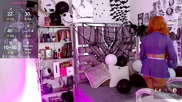 AliceWalker 11 online show from 10-24-25, 08:16