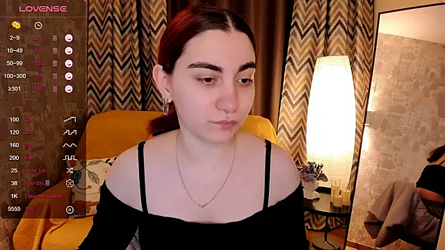 hannacheekss  online show from 02-17-26, 02:08