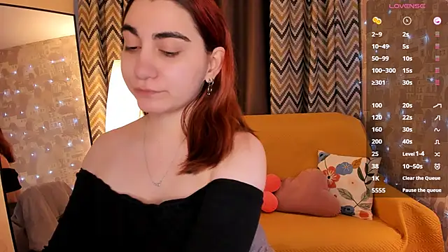 hannacheekss  online show from 03-17-26, 02:05