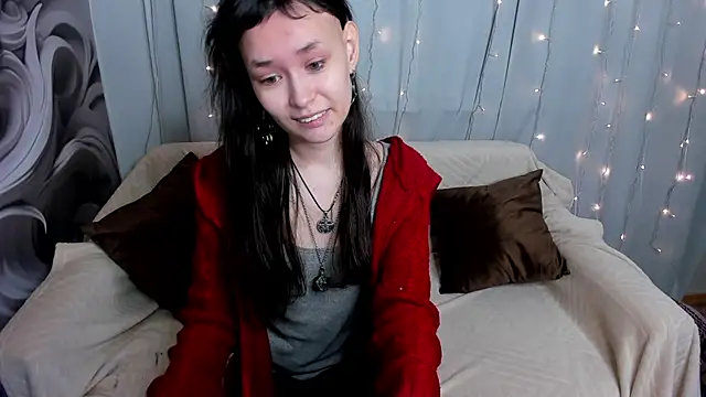 Emily Strikeee online show from 01-30-25, 09:47