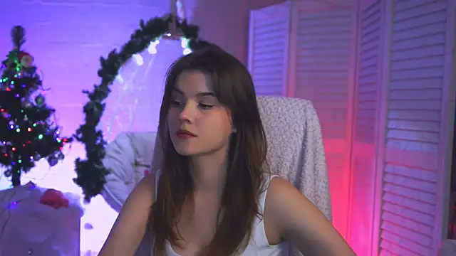 EvaThopson online show from 12-25-24, 11:22