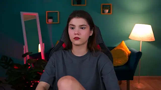 EvaThopson online show from 01-24-25, 12:10