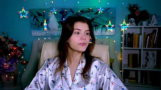 EvaThopson online show from 03-04-25, 08:02