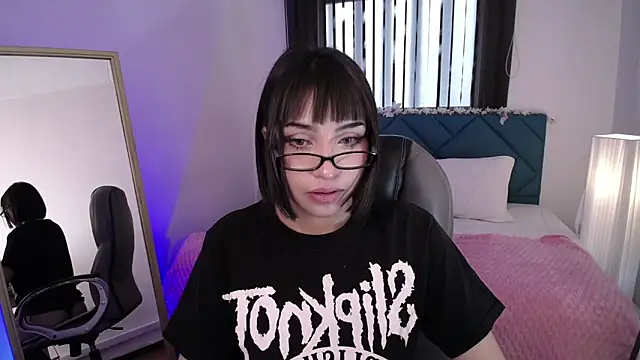 Escarlett Wii online show from 03-08-25, 02:19