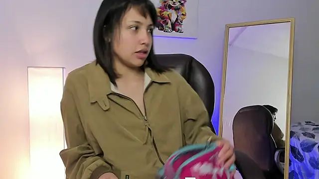 Escarlett Wii online show from 10-03-25, 01:19