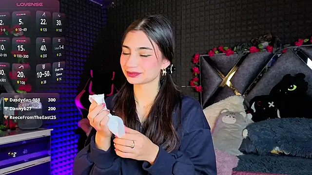 SolBeaumont1 online show from 03-06-26, 10:12