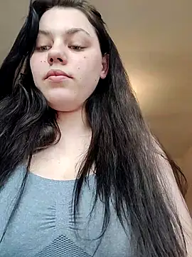 Snapshot of leeya_lee chatting on 02-04-25, 07:51 leeya lee online show from 02-04-25, 07:51