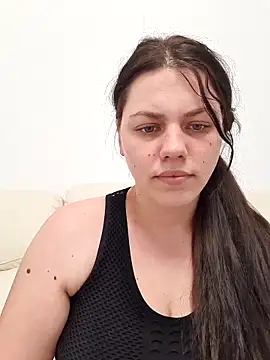 Snapshot of leeya_lee chatting on 02-06-25, 02:22 leeya lee online show from 02-06-25, 02:22