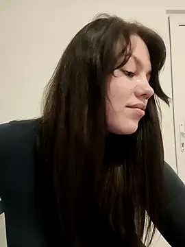 Snapshot of leeya_lee chatting on 03-20-25, 02:19 leeya lee online show from 03-20-25, 02:19