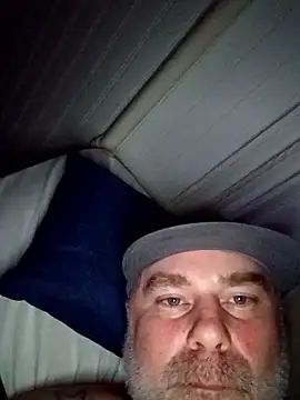 Snapshot of bluejay2891 chatting on 04-10-26, 11:26 bluejay2891 online show from 04-10-26, 11:26