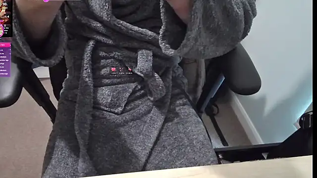 Snapshot of an4y8ot chatting on 01-17-26, 10:53 an4y8ot online show from 01-17-26, 10:53