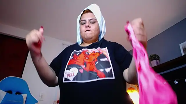 Snapshot of noaah_brown chatting on 12-14-24, 09:24 noaah brown online show from 12-14-24, 09:24