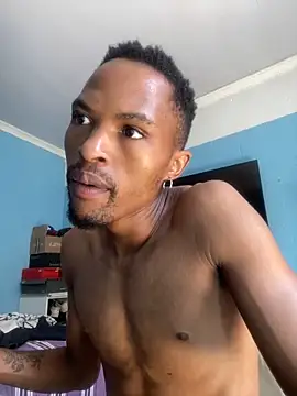 Snapshot of BlueIceCube chatting on 01-23-25, 11:48 BlueIceCube online show from 01-23-25, 11:48