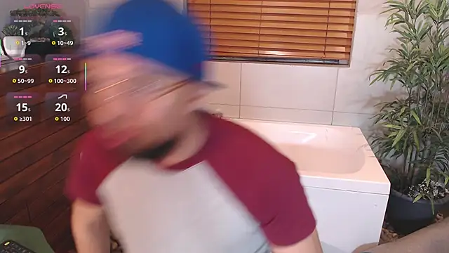 Edward max online show from 03-30-26, 03:51