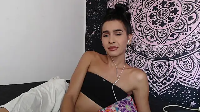 liissa 0 online show from 04-14-26, 05:19