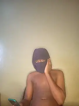 Snapshot of Mischevous_T69 chatting on 12-06-24, 08:37 Mischevous T69 online show from 12-06-24, 08:37