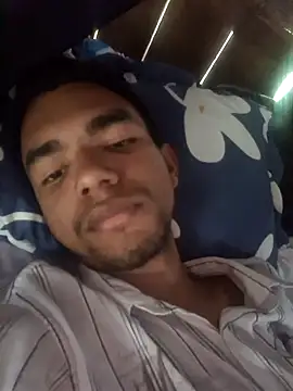 Reynold2608 online show from 12-02-25, 07:53