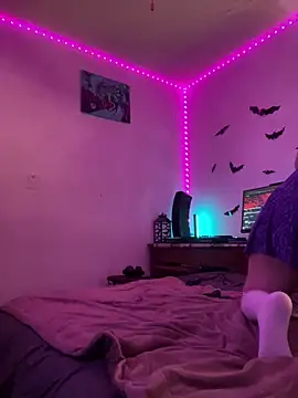 Nina-Chick777 online show from 12-18-25, 12:38