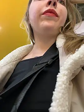 Sunny   Bunny online show from 02-06-25, 05:19