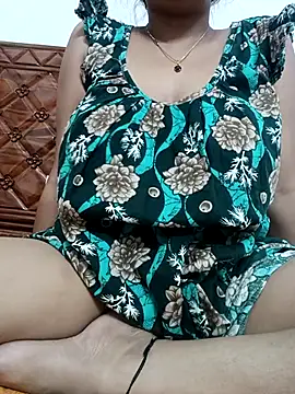 Priya 2222 online show from 04-25-26, 07:44