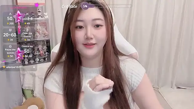 Stars Elyn online show from 03-13-25, 12:35