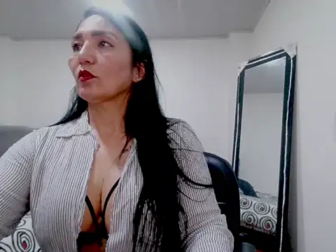 Hanna-33 online show from 09-10-25, 08:09