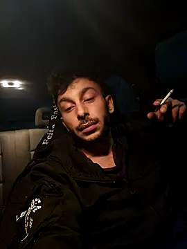 Iulianmarius12 online show from 02-10-26, 10:14