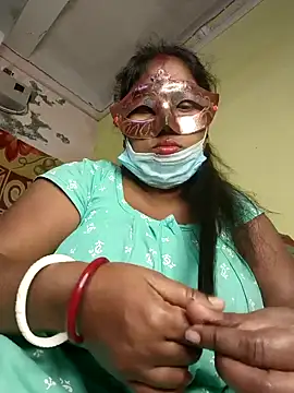 Snapshot of tinabhabhi chatting on 01-19-25, 10:50 tinabhabhi online show from 01-19-25, 10:50