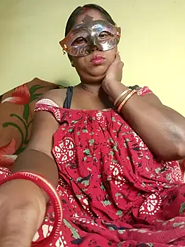 Snapshot of tinabhabhi chatting on 10-08-25, 09:07 tinabhabhi online show from 10-08-25, 09:07