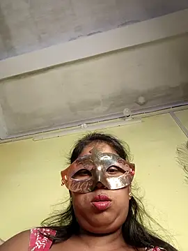 Snapshot of tinabhabhi chatting on 10-12-25, 10:25 tinabhabhi online show from 10-12-25, 10:25