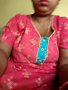 Snapshot of tinabhabhi chatting on 10-17-25, 10:40 tinabhabhi online show from 10-17-25, 10:40