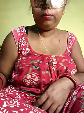 Snapshot of tinabhabhi chatting on 10-20-25, 11:21 tinabhabhi online show from 10-20-25, 11:21